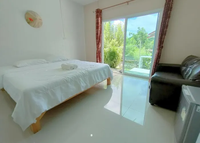 บ้านไม้หอมรีสอร์ท สวนผึ้ง
