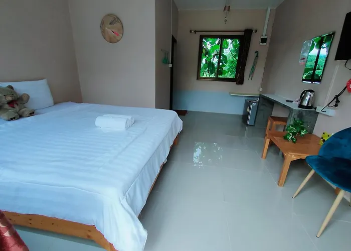 บ้านไม้หอมรีสอร์ท บ้านพัก