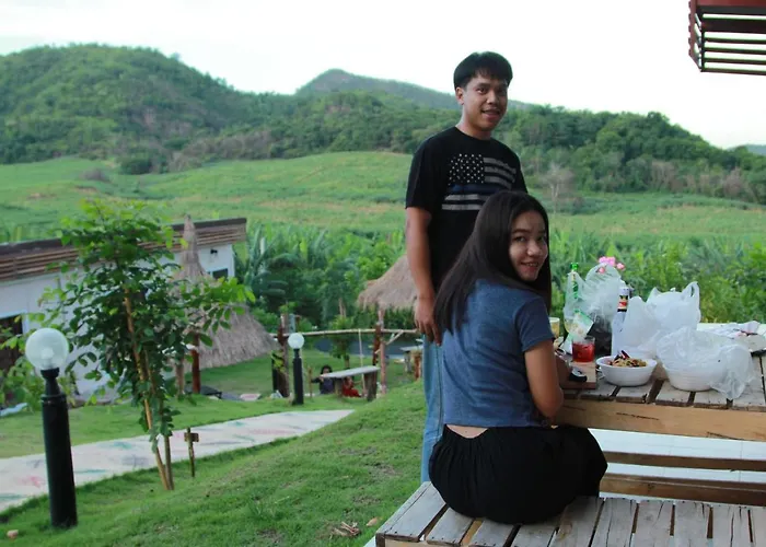 บ้านไม้หอมรีสอร์ท สวนผึ้ง