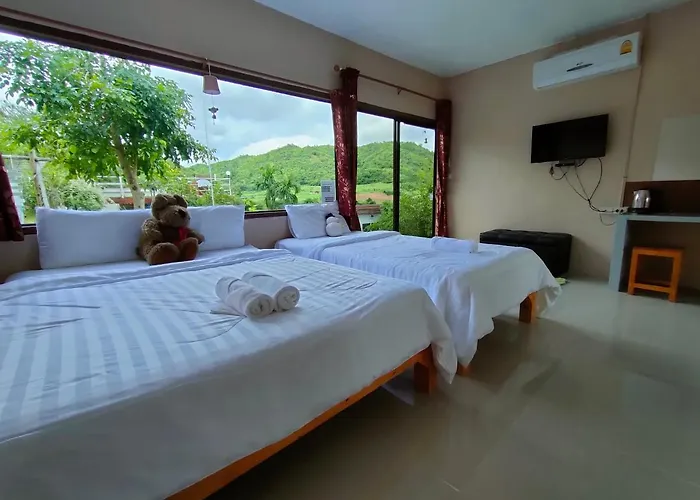 บ้านพัก บ้านไม้หอมรีสอร์ท สวนผึ้ง