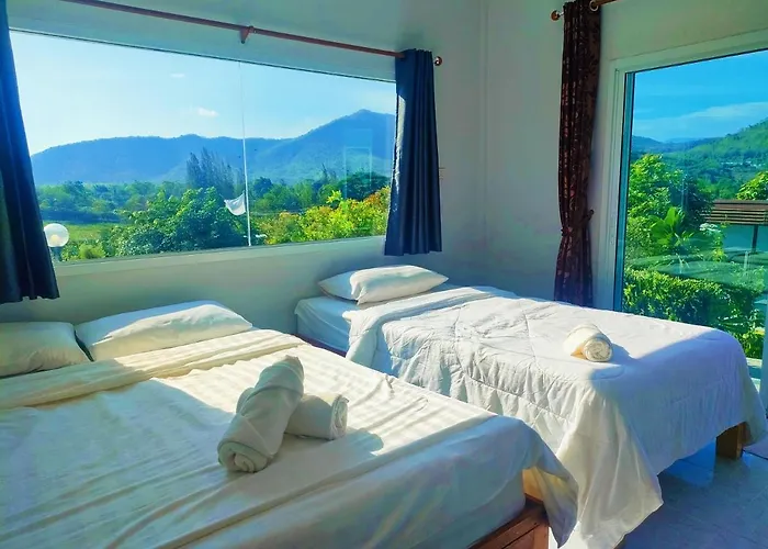 บ้านไม้หอมรีสอร์ท สวนผึ้ง