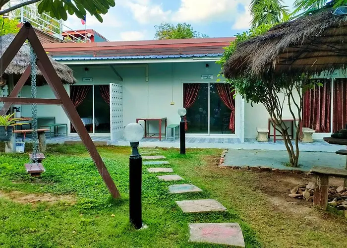 บ้านไม้หอมรีสอร์ท บ้านพัก สวนผึ้ง