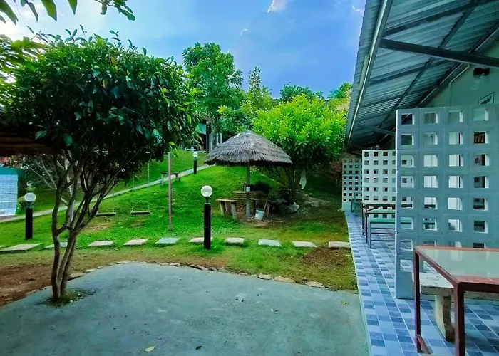 บ้านไม้หอมรีสอร์ท บ้านพัก สวนผึ้ง
