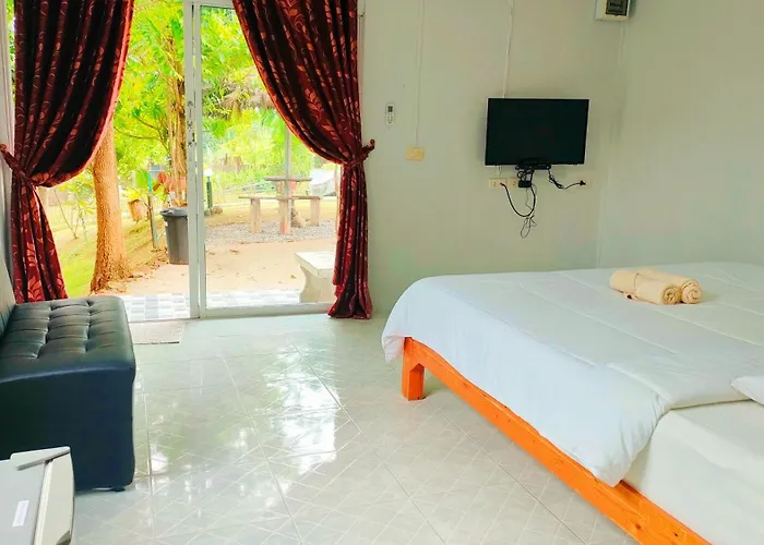 Baan Mai Hom Guest house Suan Phueng